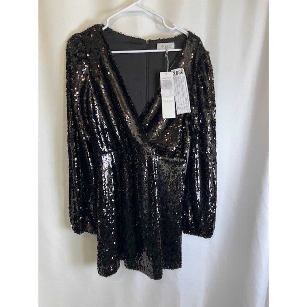 Black Sequin V-Neck Going Out Long Sleeve Top Size S WAYF - Picture 2 of 6